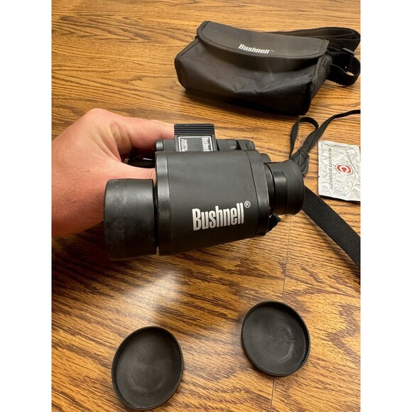 Bushnell Insta Focus 7 X 35‎ Binoculars 420 FT AT 1000 Yds Field 8 Case Strap - Picture 4 of 7